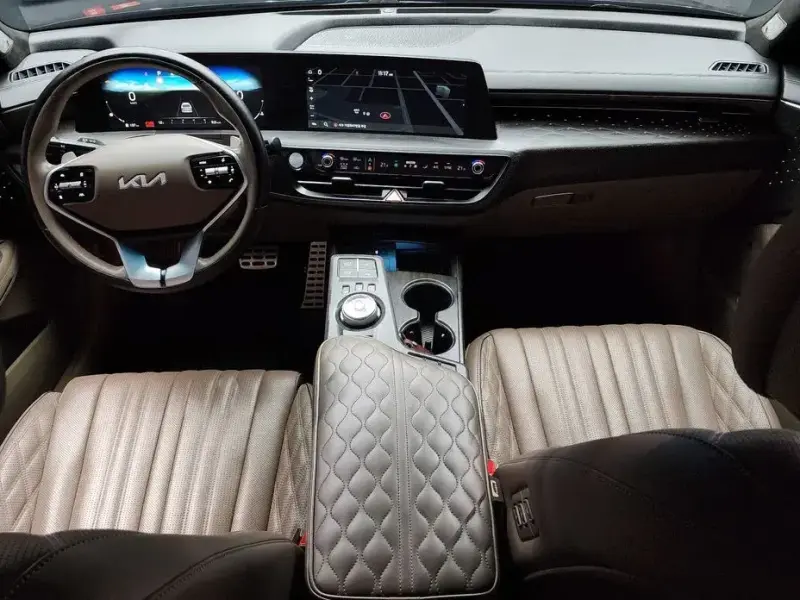 2023 Kia K8 с пробегом 65 670 км
