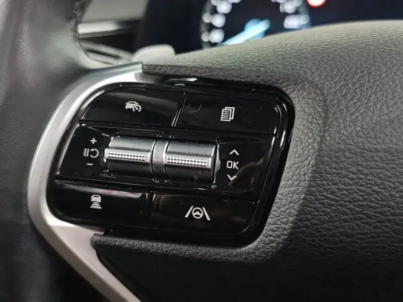 2023 Kia K8 с пробегом 43 807 км