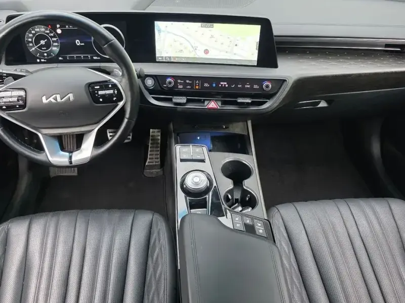 2023 Kia K8 с пробегом 81 607 км
