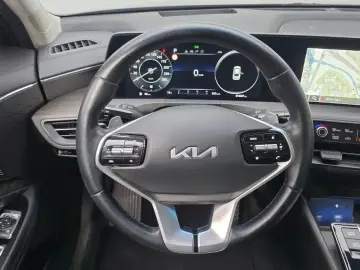 2023 Kia K8 с пробегом 81 607 км