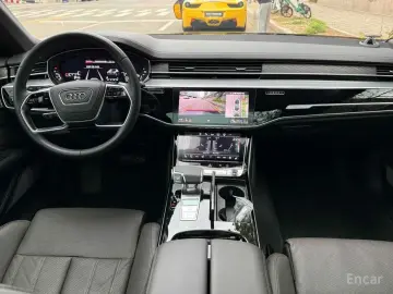 2023 Audi A8 с пробегом 9 760 км