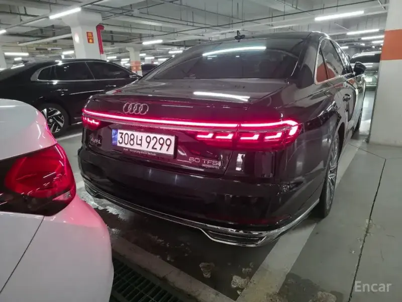 2021 Audi A8 с пробегом 28 000 км