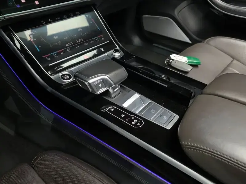 2021 Audi A8 с пробегом 92 522 км
