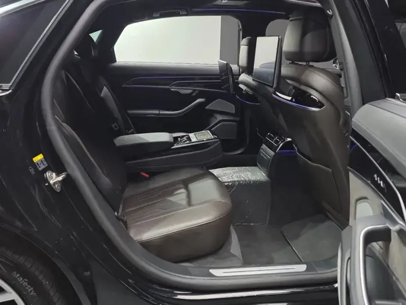 2021 Audi A8 с пробегом 92 522 км