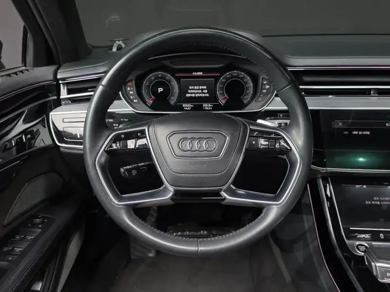 2021 Audi A8 с пробегом 92 522 км