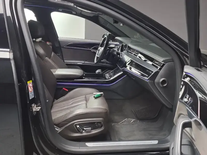 2021 Audi A8 с пробегом 92 522 км