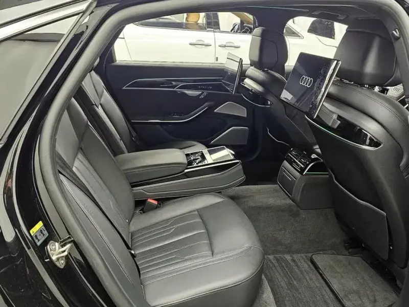 2021 Audi A8 с пробегом 46 618 км