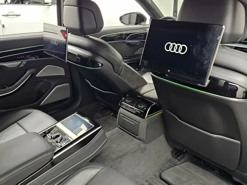 2021 Audi A8 с пробегом 46 618 км