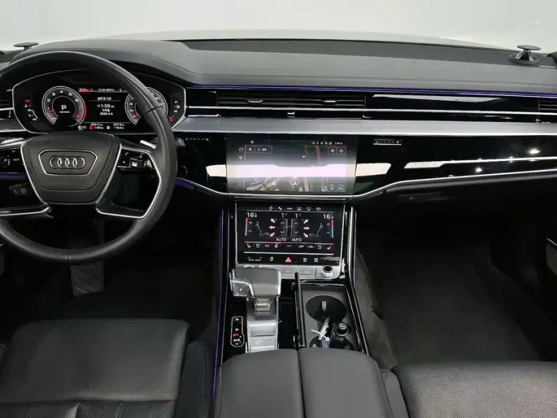 2021 Audi A8 с пробегом 45 311 км