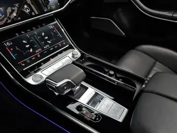 2021 Audi A8 с пробегом 45 311 км
