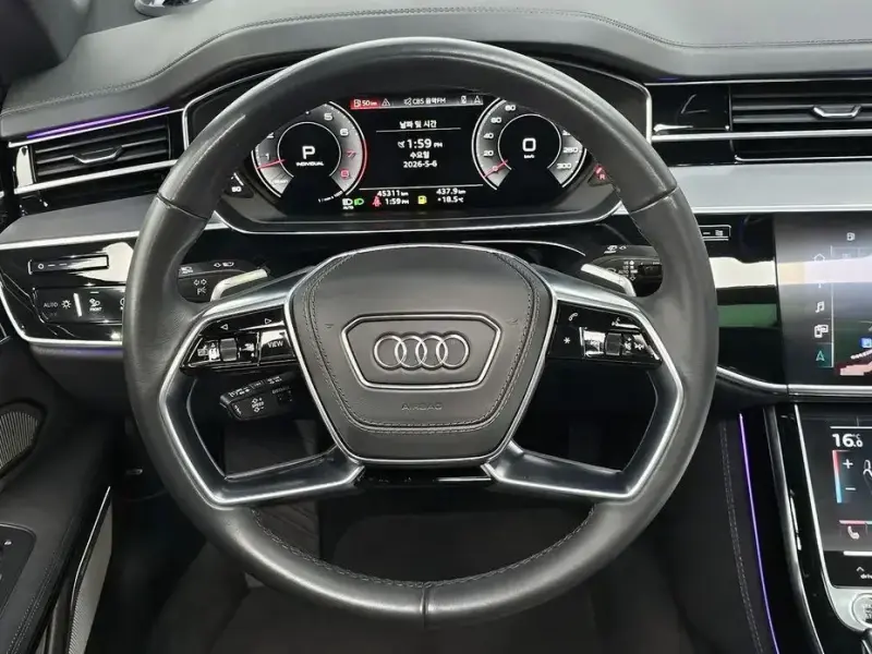2021 Audi A8 с пробегом 45 311 км