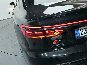 2021 Audi A8 с пробегом 45 311 км