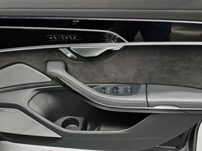 2021 Audi A8 с пробегом 45 311 км