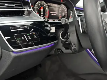 2021 Audi A8 с пробегом 45 311 км