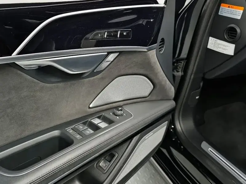 2021 Audi A8 с пробегом 45 311 км