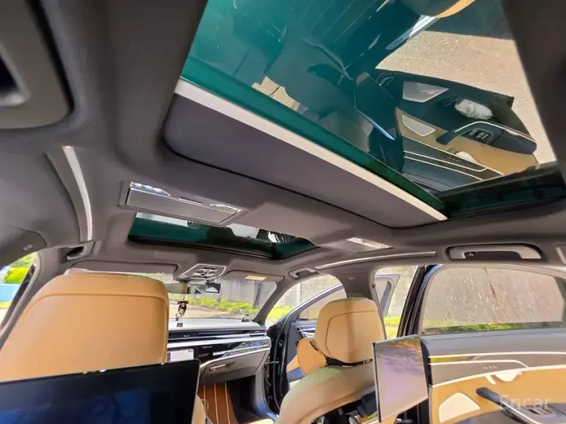 2021 Audi A8 с пробегом 90 717 км