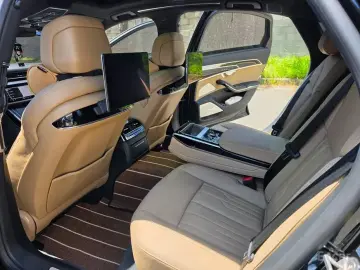 2021 Audi A8 с пробегом 90 717 км
