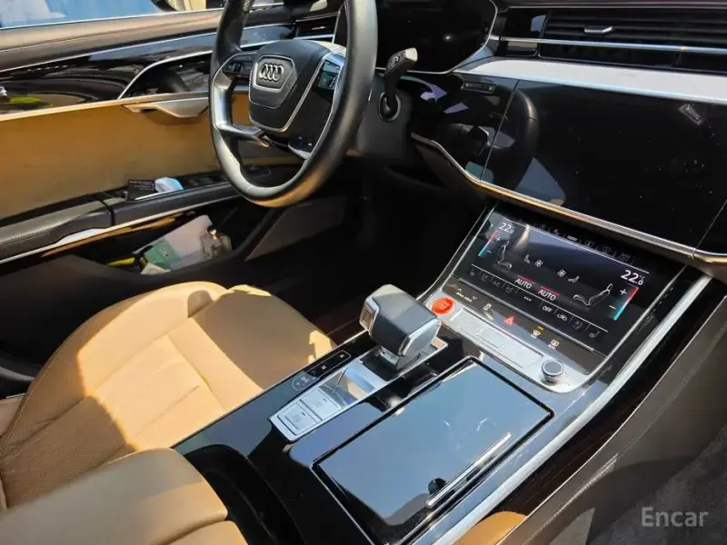 2021 Audi A8 с пробегом 90 717 км