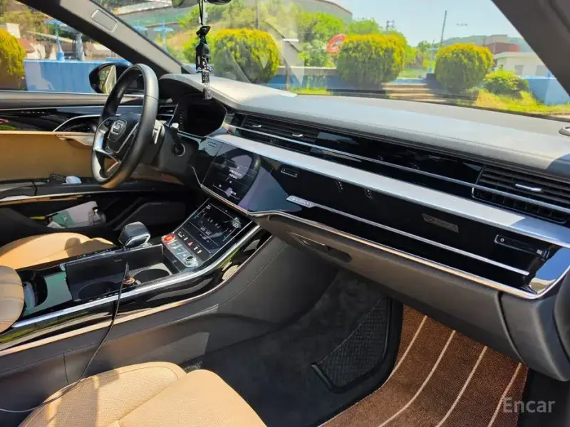 2021 Audi A8 с пробегом 90 717 км
