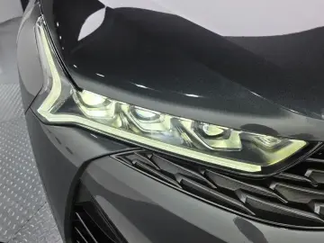 2021 Kia K5 с пробегом 34 507 км