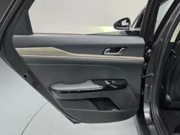 2021 Kia K5 с пробегом 34 507 км