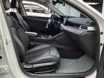 2021 Kia K5 с пробегом 47 960 км