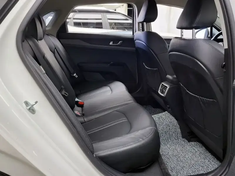 2021 Kia K5 с пробегом 47 960 км