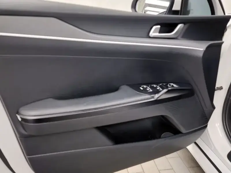 2021 Kia K5 с пробегом 47 960 км