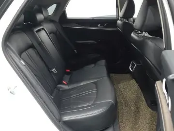 2021 Kia K5 с пробегом 49 902 км