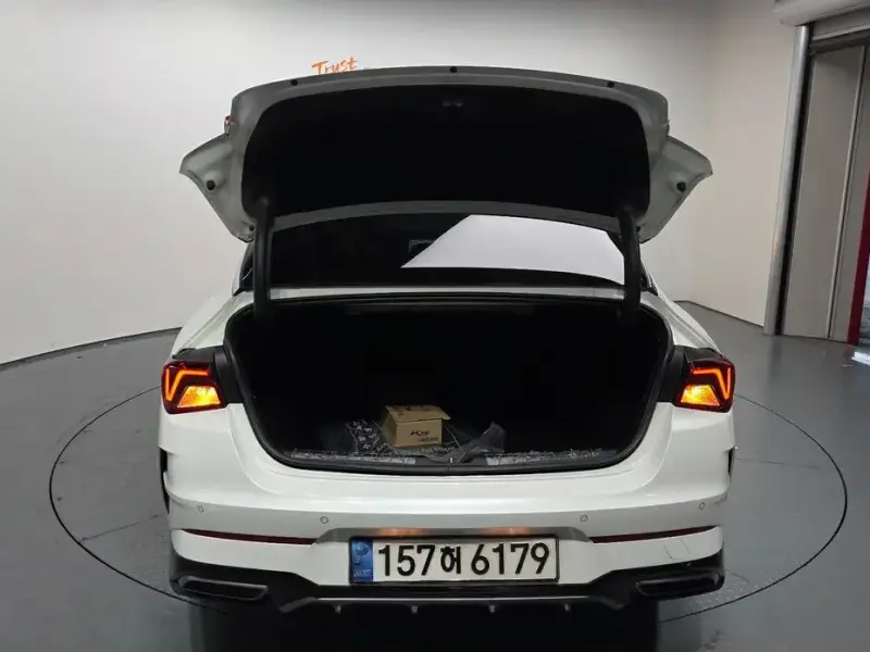 2021 Kia K5 с пробегом 49 902 км
