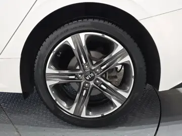 2021 Kia K5 с пробегом 49 902 км