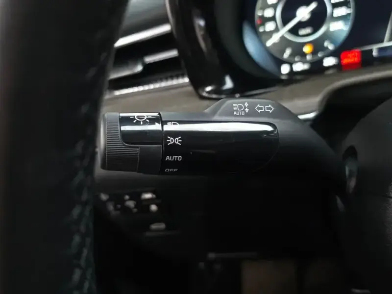 2021 Kia K5 с пробегом 49 902 км