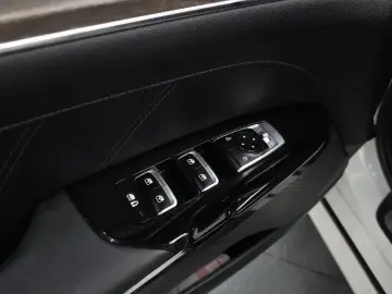 2021 Kia K5 с пробегом 49 902 км