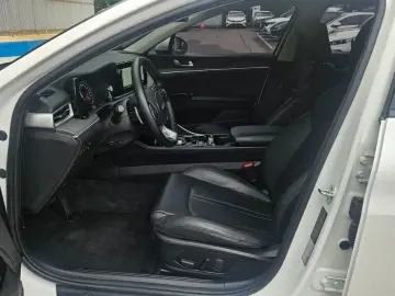 2022 Kia K5 с пробегом 41 020 км