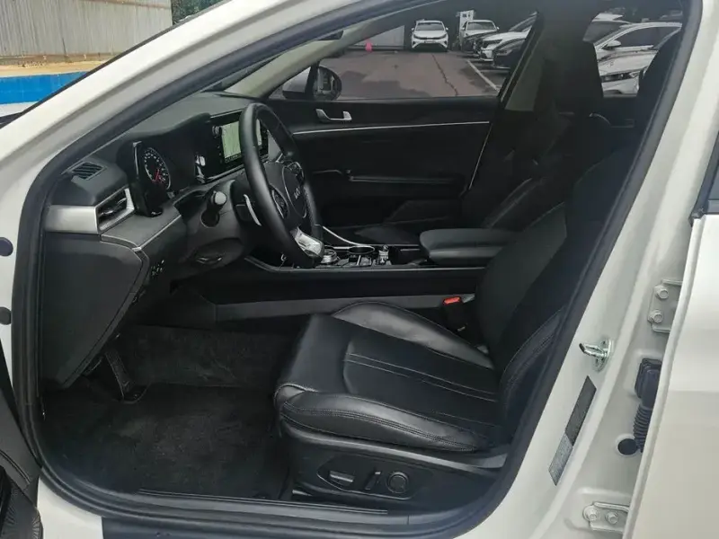 2022 Kia K5 с пробегом 41 020 км
