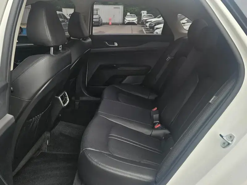 2022 Kia K5 с пробегом 41 020 км