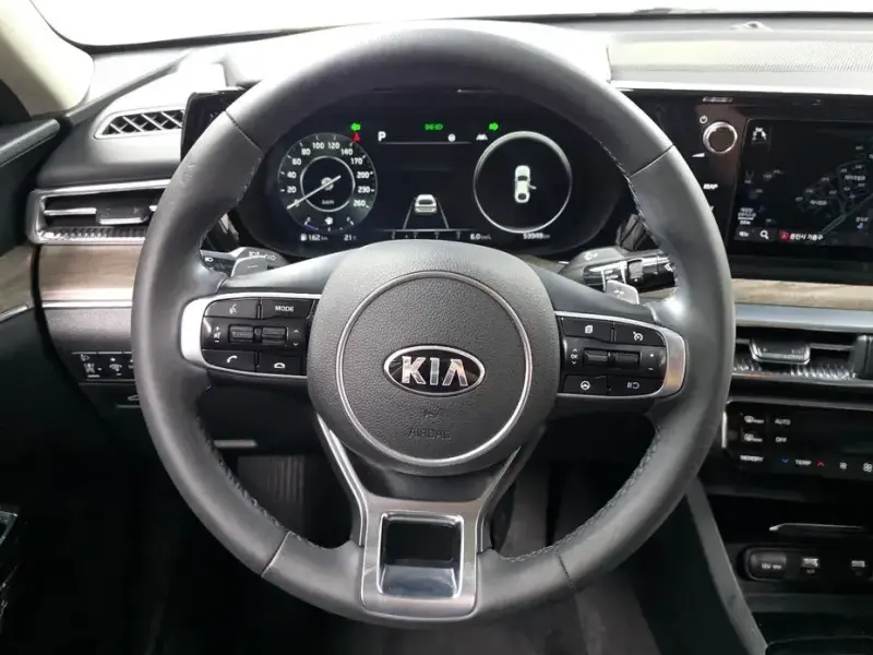 2021 Kia K5 с пробегом 53 949 км