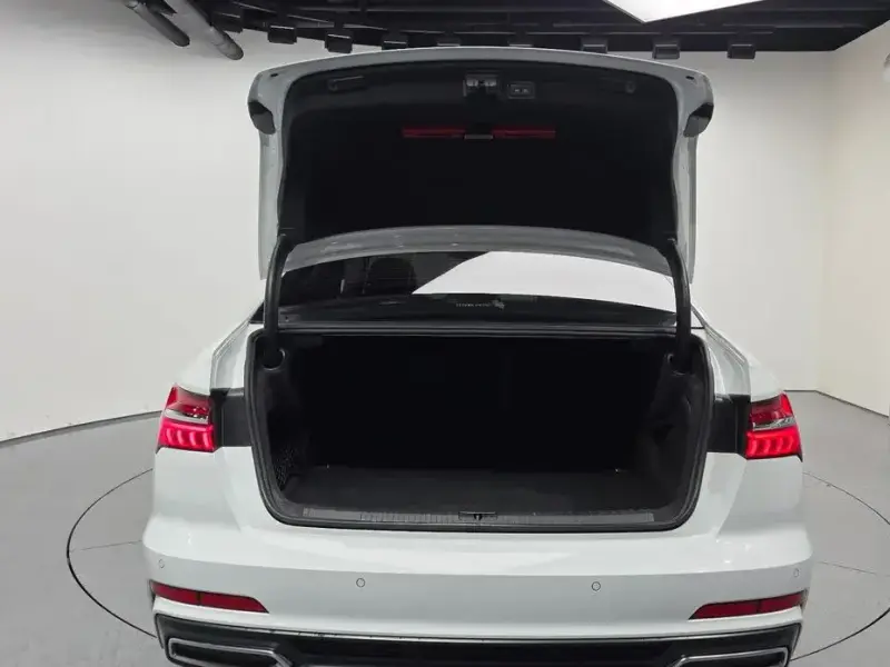 2021 Audi A6 с пробегом 48 023 км