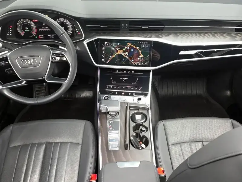 2023 Audi A6 с пробегом 24 714 км