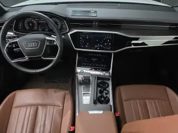 2023 Audi A6 с пробегом 52 651 км