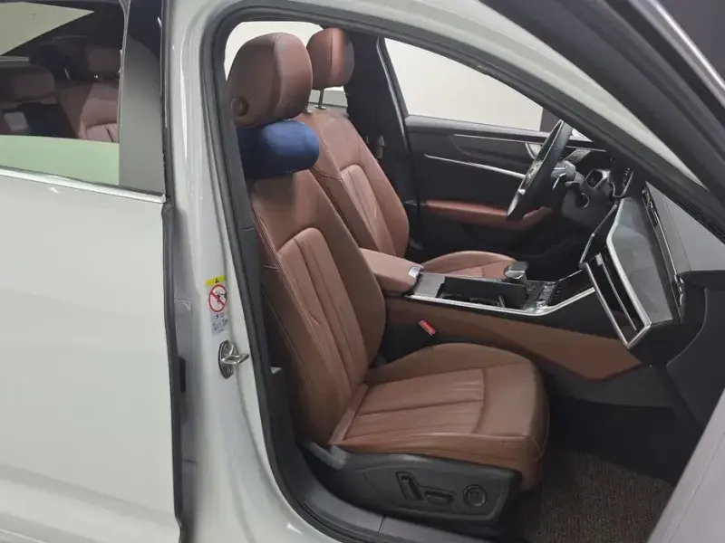 2023 Audi A6 с пробегом 52 651 км