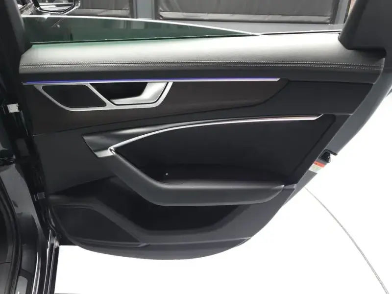 2025 Audi A6 с пробегом 21 467 км