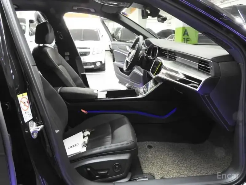 2022 Audi A6 с пробегом 16 900 км