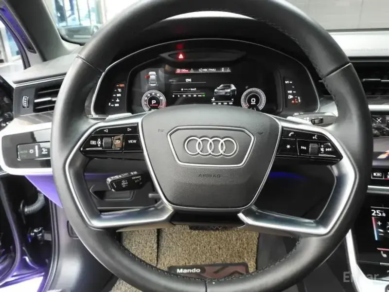 2022 Audi A6 с пробегом 16 900 км