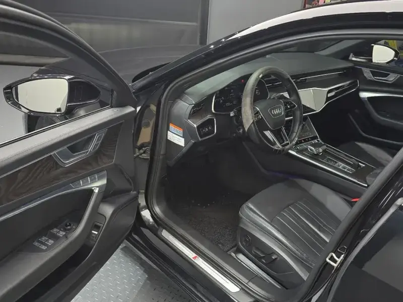 2021 Audi A6 с пробегом 224 473 км