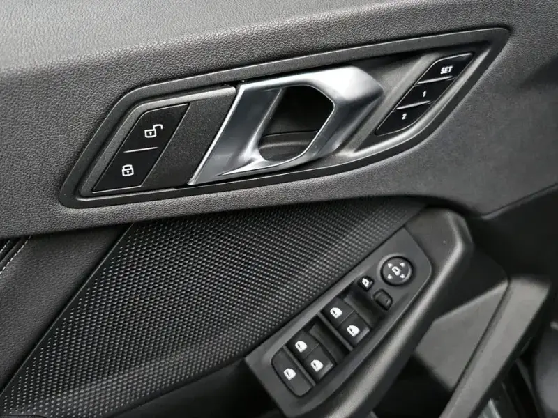 2020 BMW 1 серии с пробегом 84 320 км