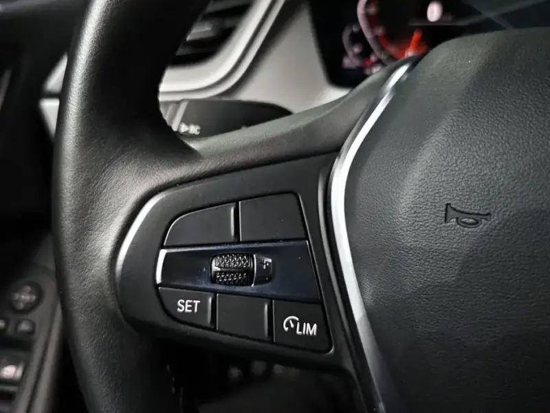 2020 BMW 1 серии с пробегом 84 320 км