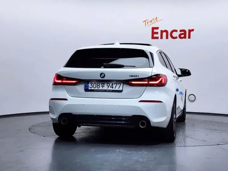 2022 BMW 1 серии с пробегом 58 175 км