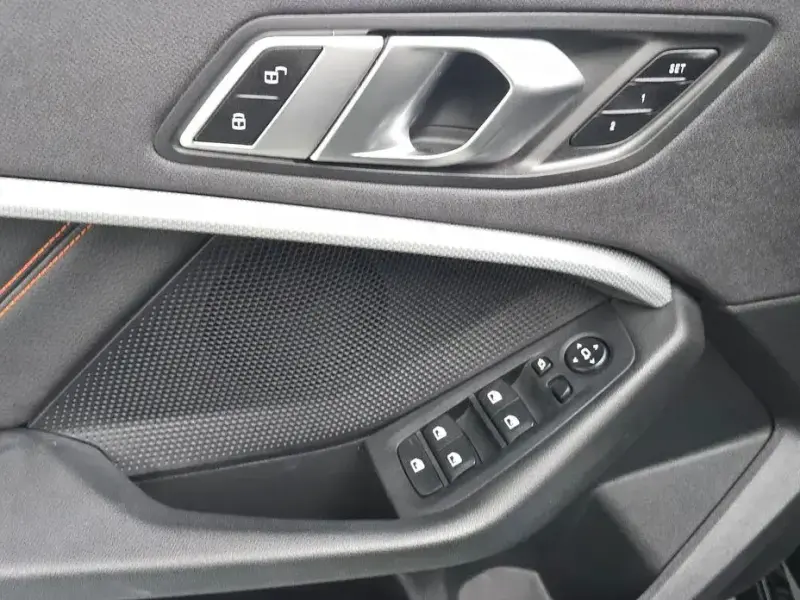 2020 BMW 1 серии с пробегом 83 400 км