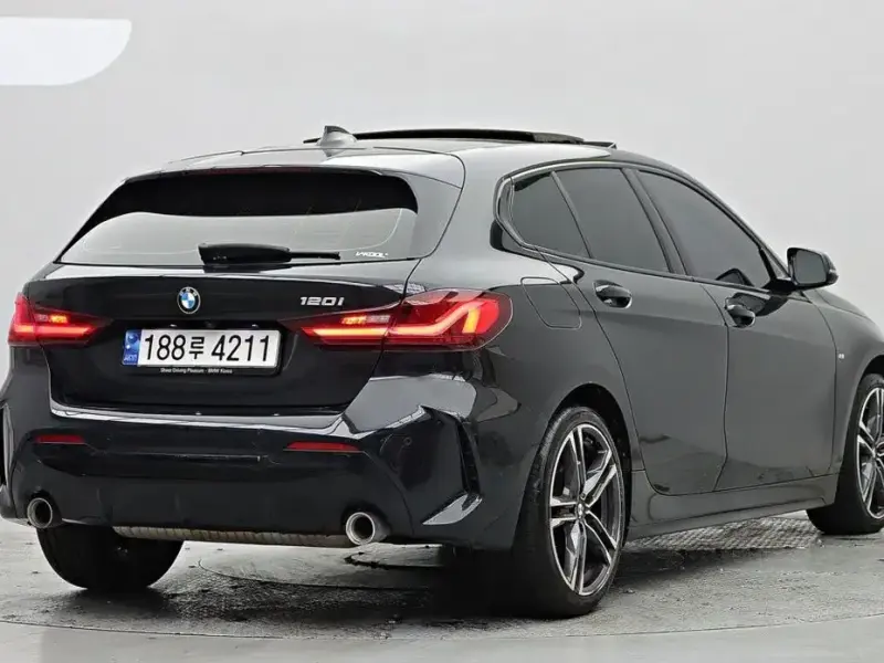 2023 BMW 1 серии с пробегом 54 170 км